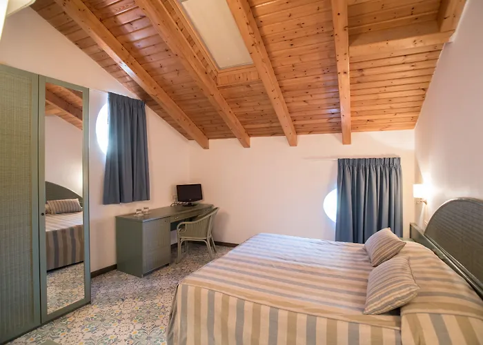 Maria Hotel 4*