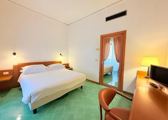 Hotel Maria 4*